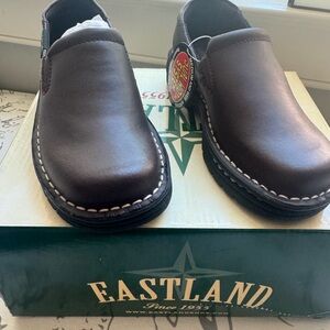 Boys Eastland “Newport” leather slip on loafers in brown, Medium & Wide width